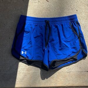 Women’s running short with built in biker short